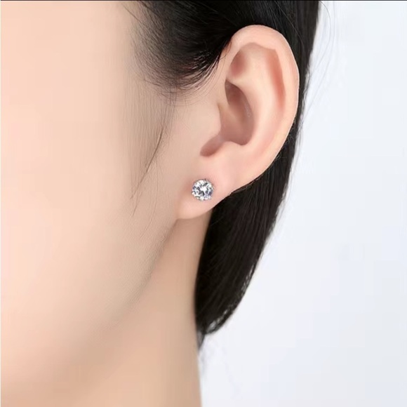 NEW 4Pc Women’s Zirconia Earrings Pendant Necklace & Shiny Ring Set (925silver) - Picture 10 of 10